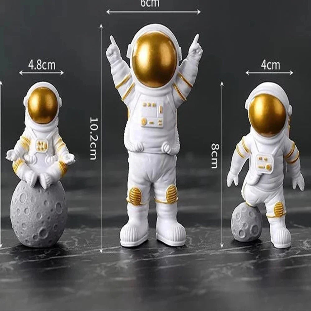 Astronaut Figurine Set